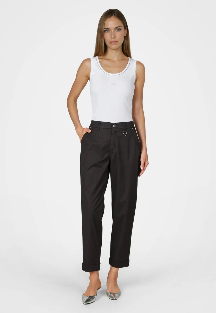 Chinohose mit Beinaufschlag