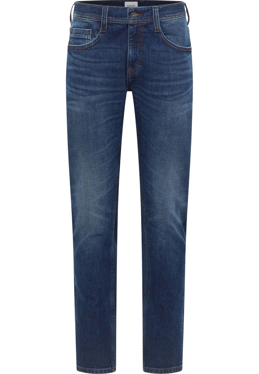 Schmal geschnittene Jeans im Used-Look