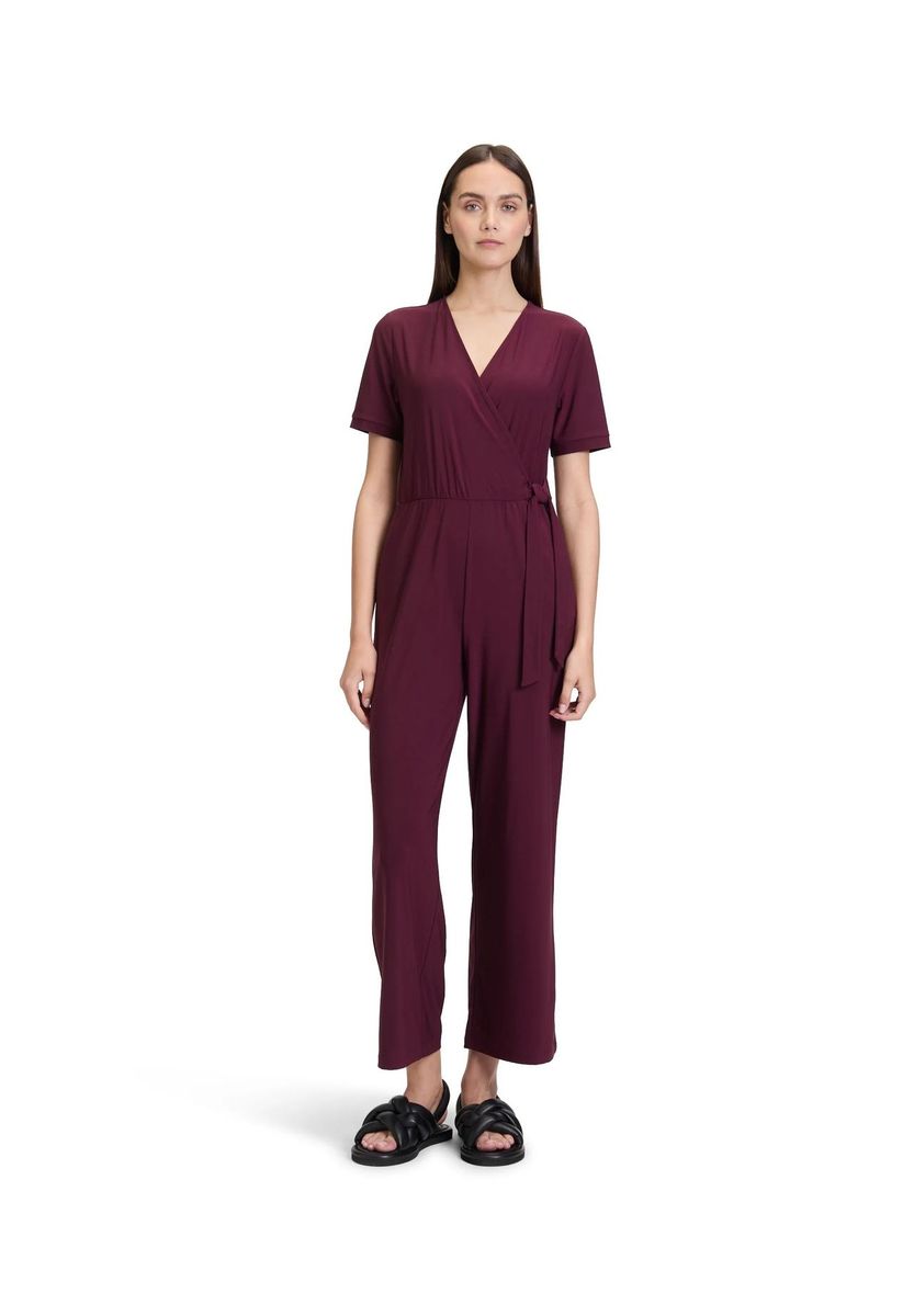 Locker geschnittener Kurzarm Jumpsuit