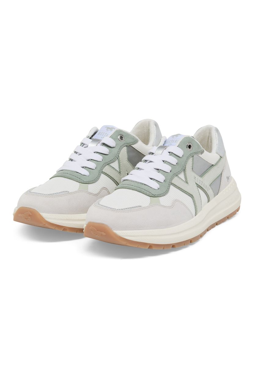 Sportlicher Mixed-Material Plateau Sneaker