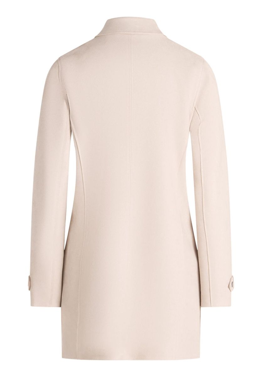 Moderner offener Auto-Mantel