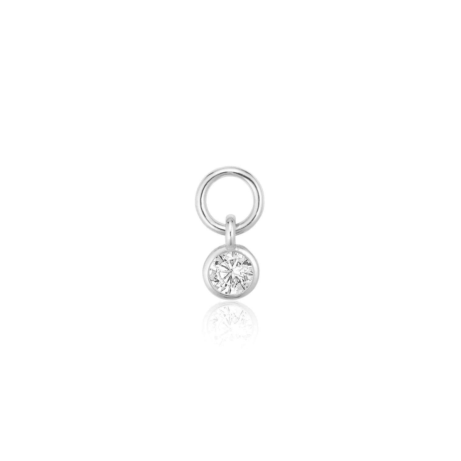 Zierlicher Solitär-Charm mit Zargenfassung