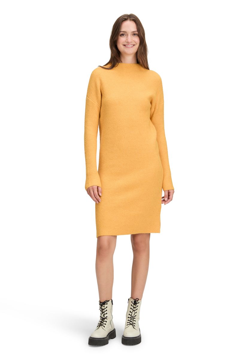 Strickkleid mit lockerer Passform