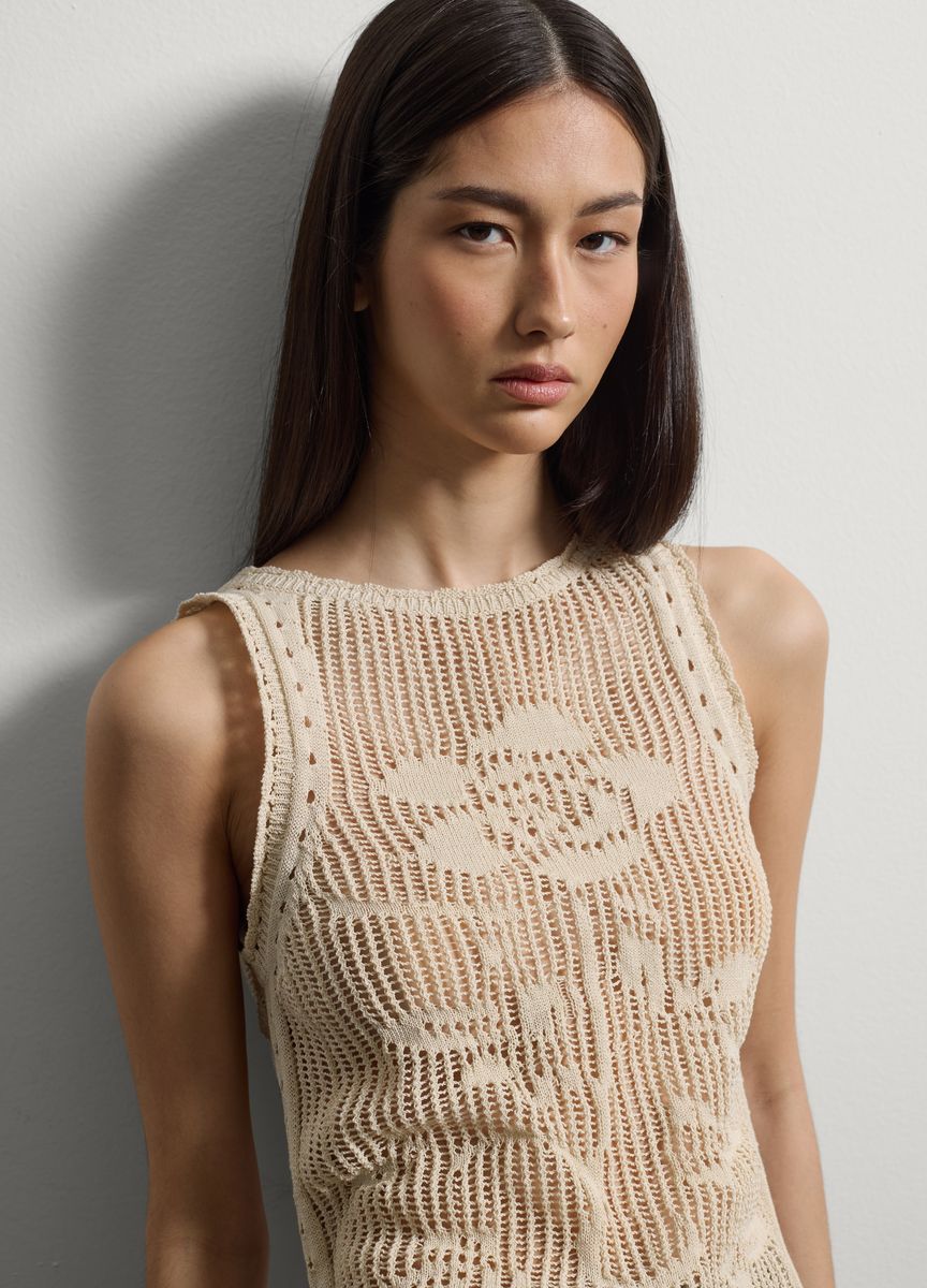 Ärmelloses Stricktop mit Rosenmuster