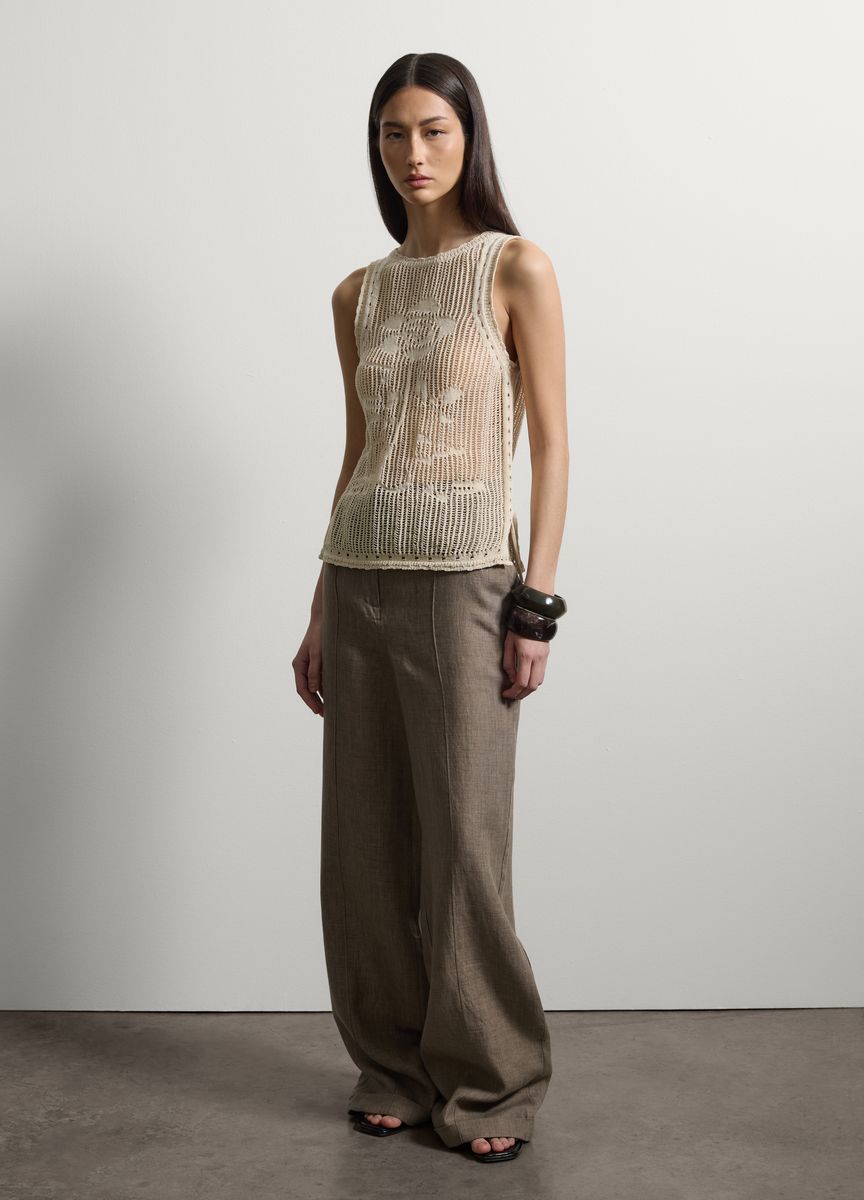 Ärmelloses Stricktop mit Rosenmuster
