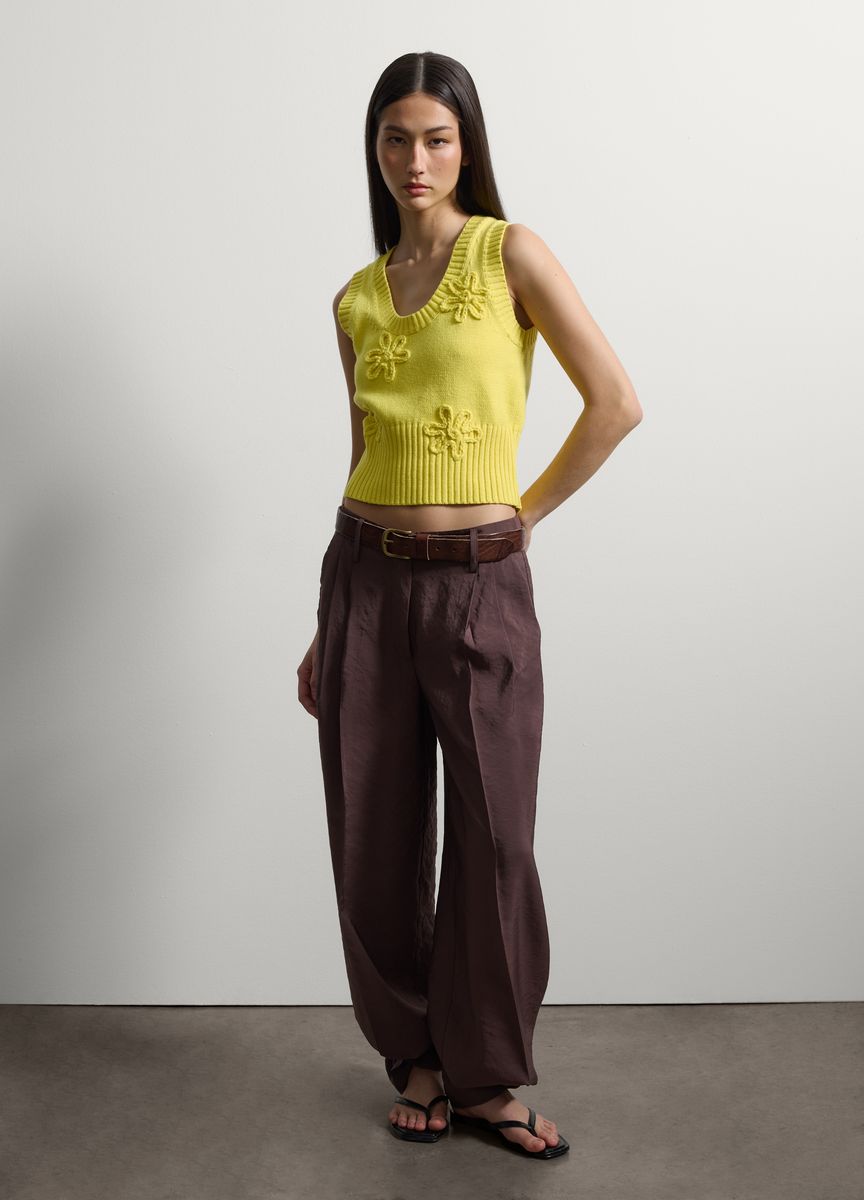 Cropped Strickweste mit 3D-Blumen