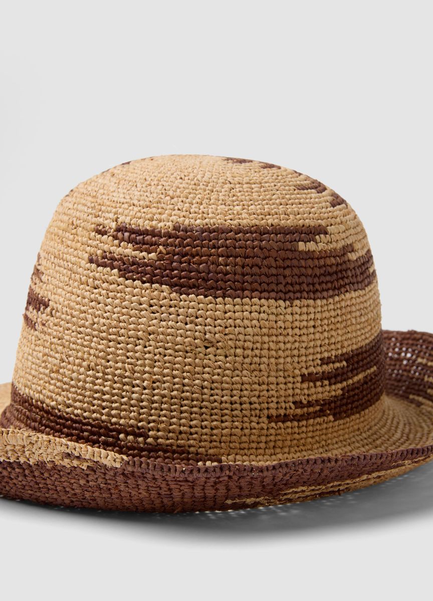 Gehäkelter Sonnenhut mit Muster