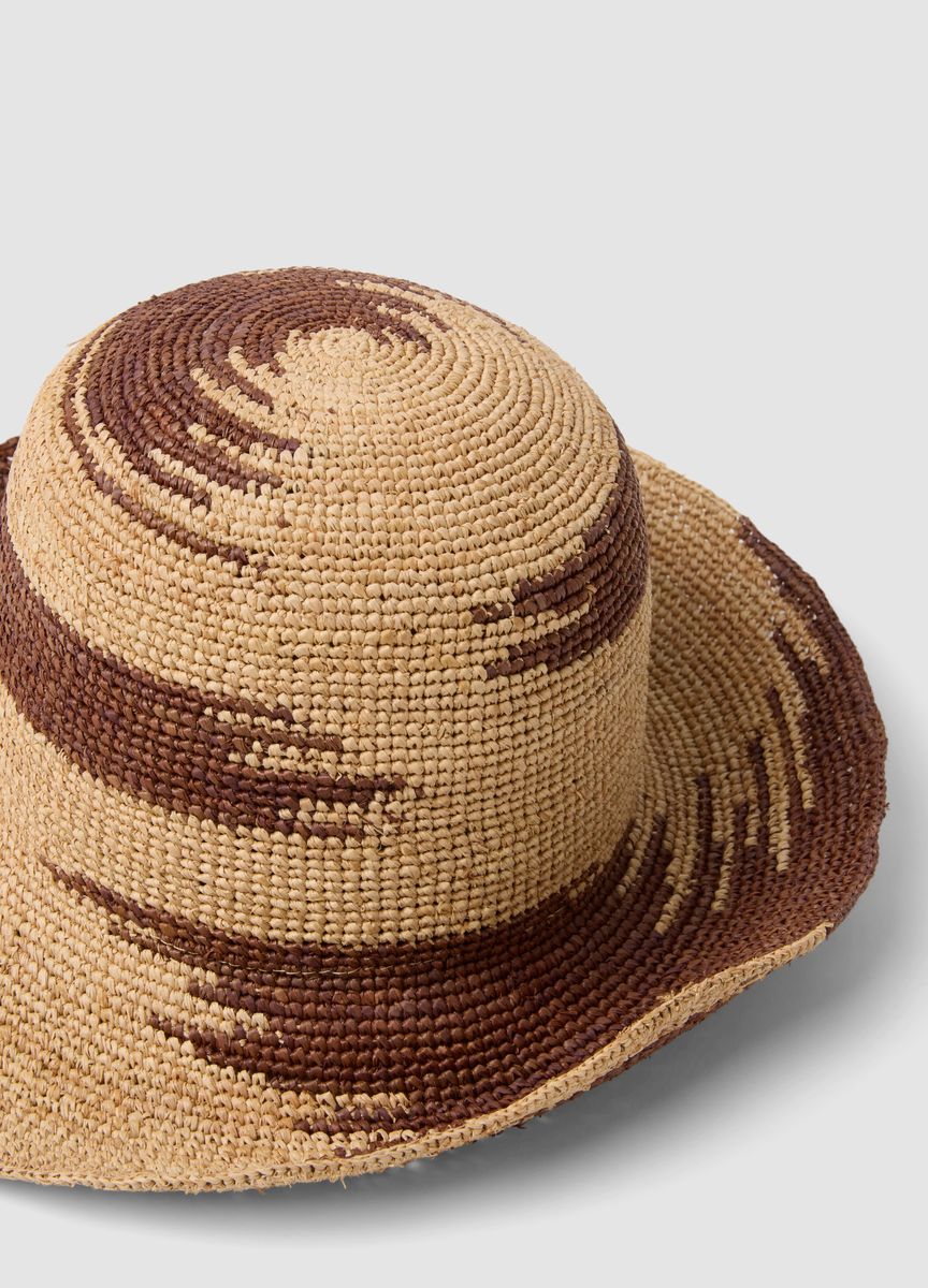 Gehäkelter Sonnenhut mit Muster