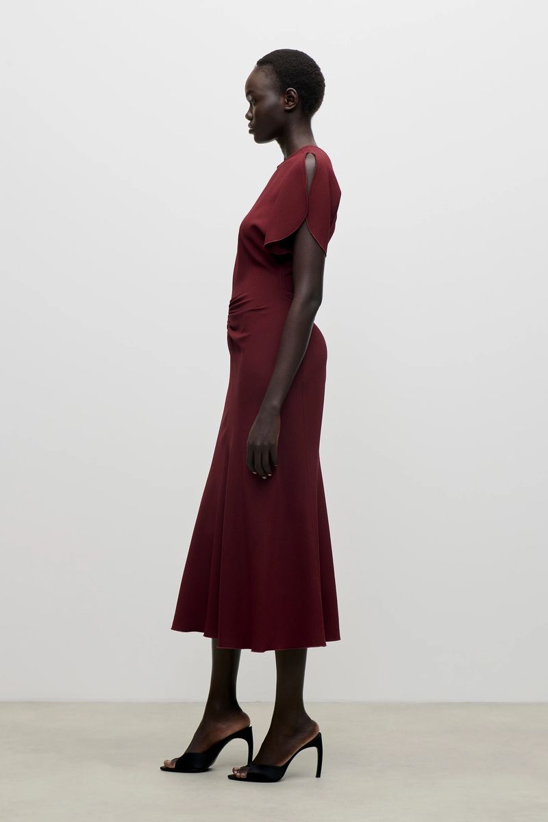 Midi-Kleid mit geraffter Taille