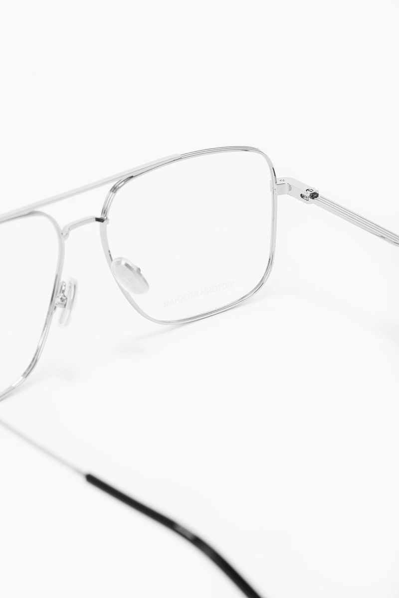 Brille mit feinem Doppelsteg