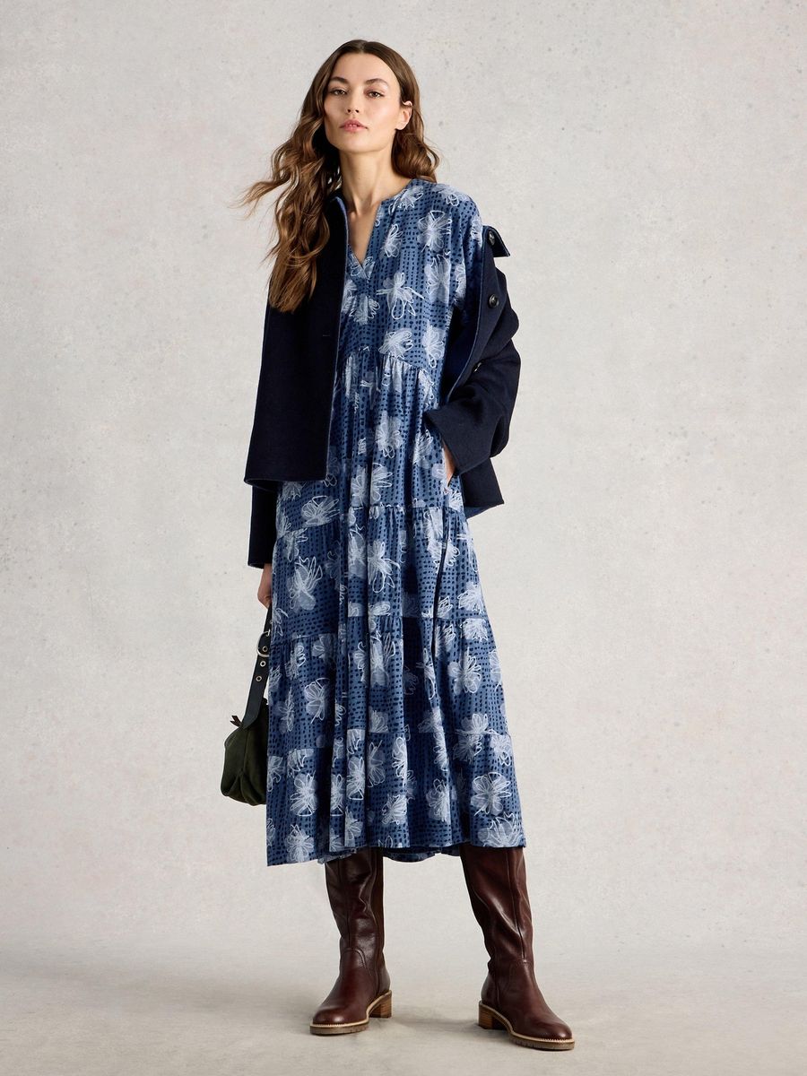 Stufen-Jerseykleid mit grafischem Print