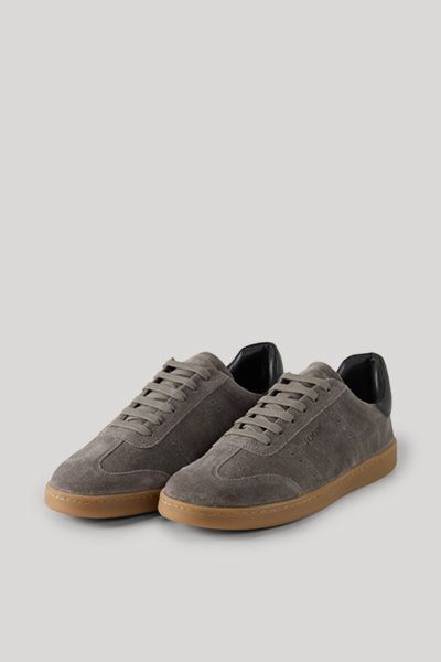Low-Top Wildledersneaker mit Gummisohle