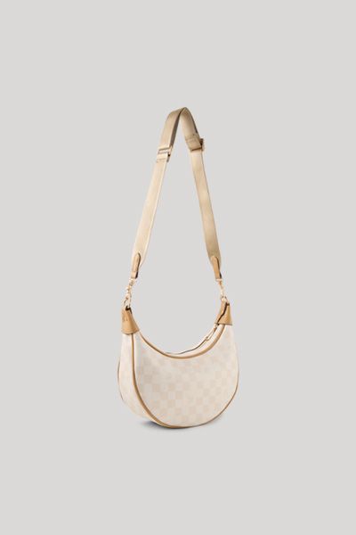 Schultertasche in Halbmondform mit Schachbrettmuster