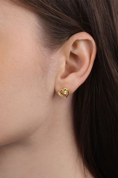 Herzförmige Zirkonia-Ohrstecker