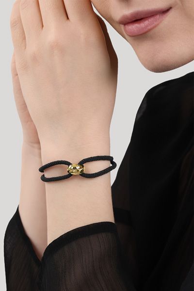 Elastisches Kordelarmband mit Ringanhänger