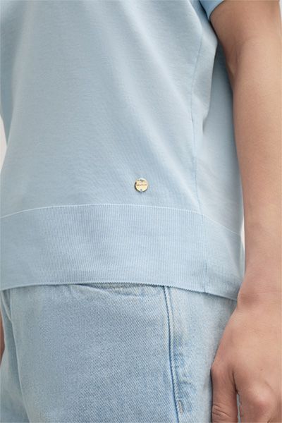 Weiches Lyocell-Baumwoll-Shirt mit V-Ausschnitt