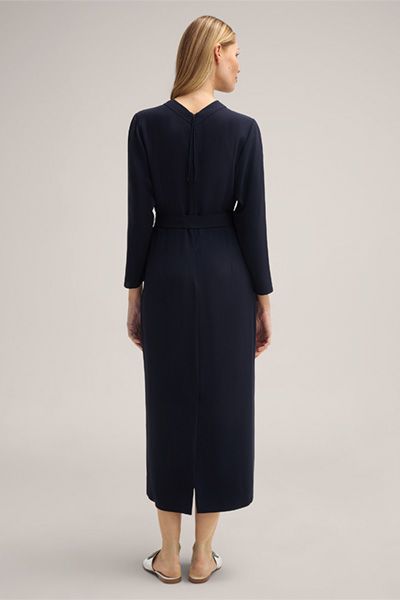 Raffiniertes Crêpe-Maxikleid mit Gürtel