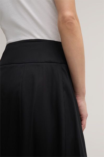 Eleganter A-Linien-Midirock mit Falten
