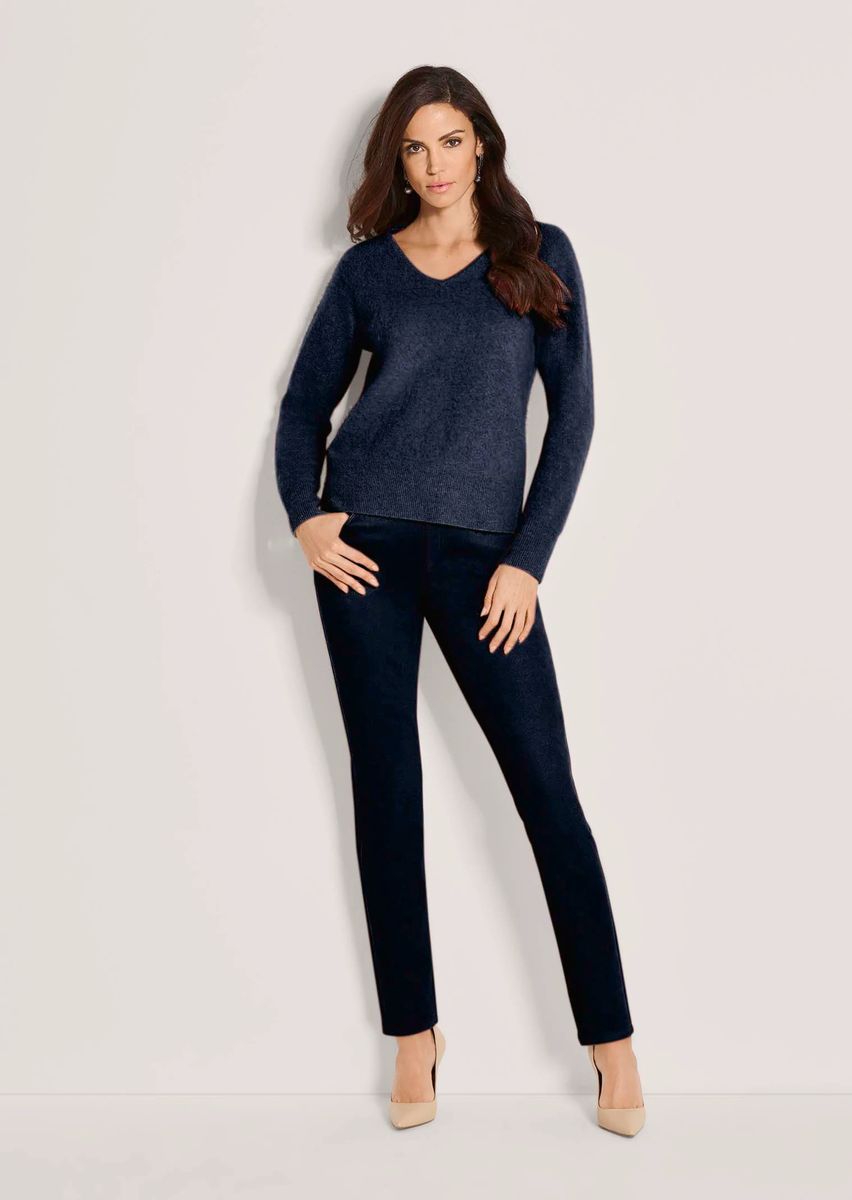 Weicher Strickpullover mit V-Ausschnitt