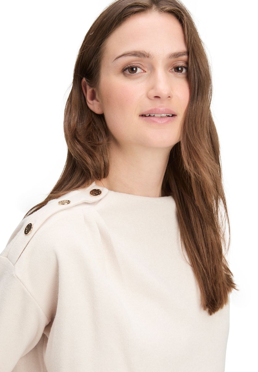 Strukturierter Pullover mit Knopfdetails