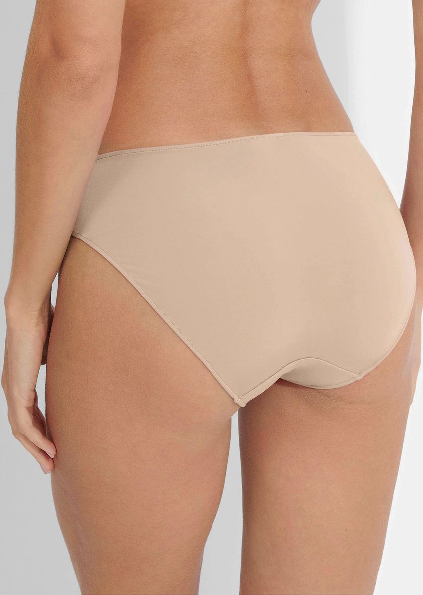Seidiger Hüftslip in unsichtbarer Optik