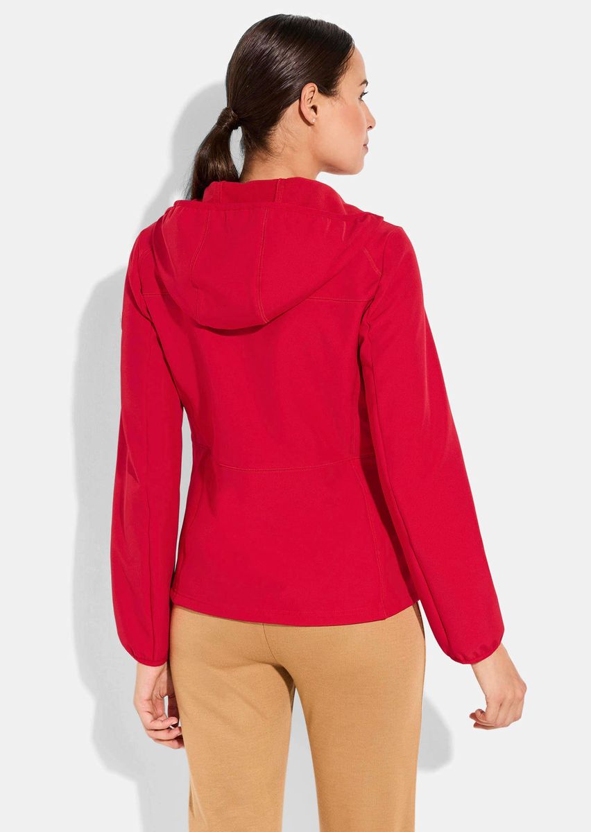 Sportliche Softshell-Jacke mit Kapuze