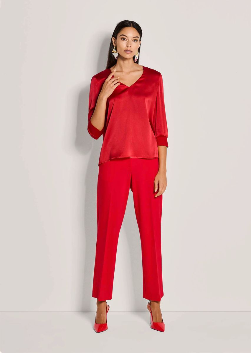 Elegantes Seidenstretch-Blusenshirt mit V-Ausschnitt