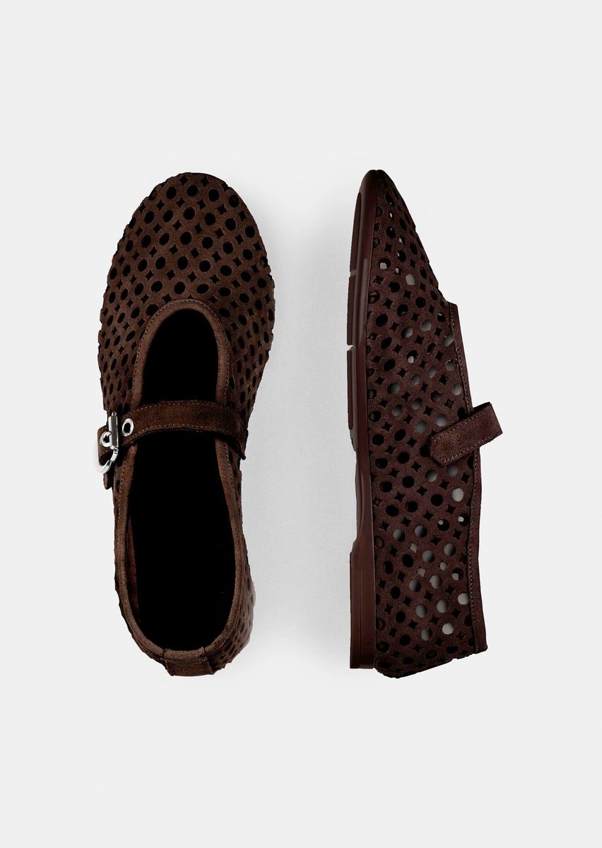 Perforierte Mary-Jane-Ballerinas aus Leder