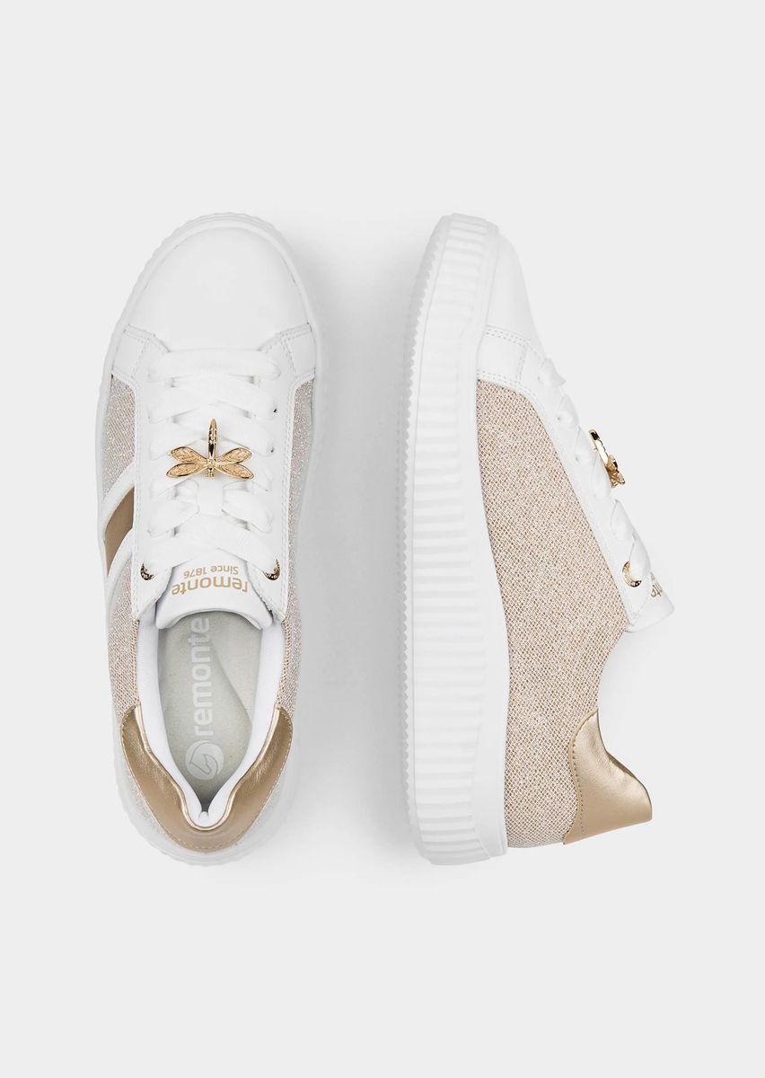 Glitzernde Sneaker mit breiten Schnürsenkeln