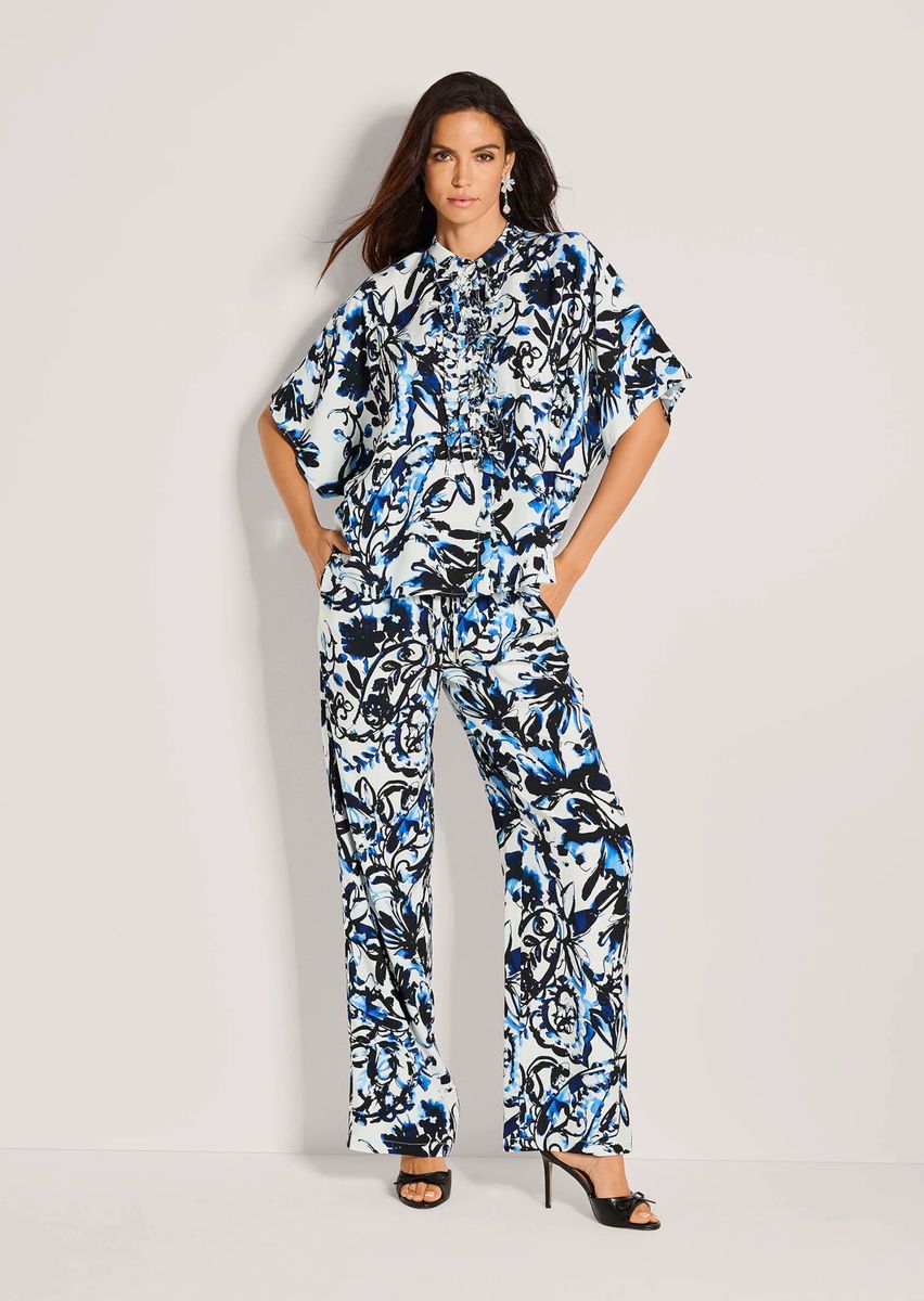Luftige Oversize-Bluse mit Rüschendetails