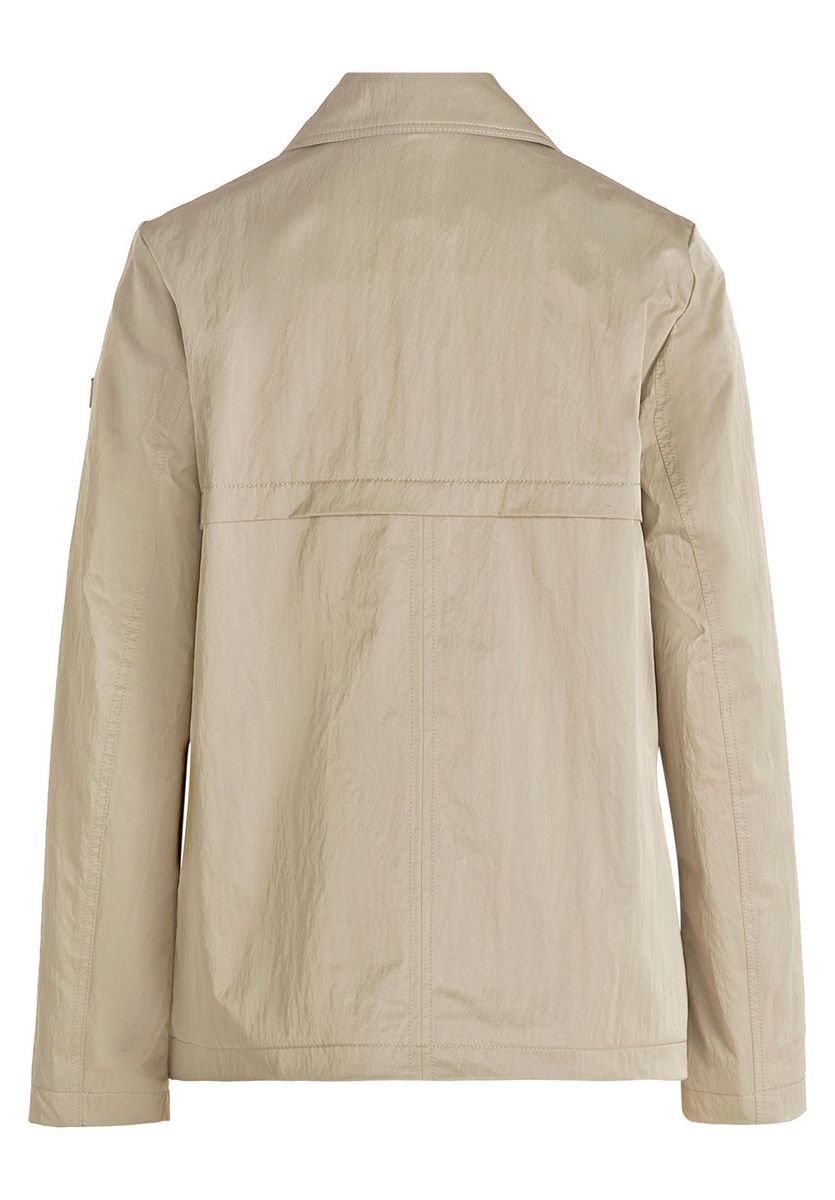 Lässige, leichte Jacke mit Knopfleiste