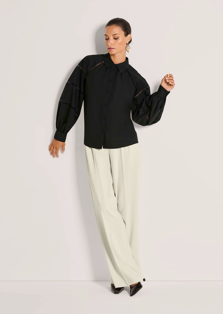 Baumwoll-Hemdbluse mit feinen Spitzendetails