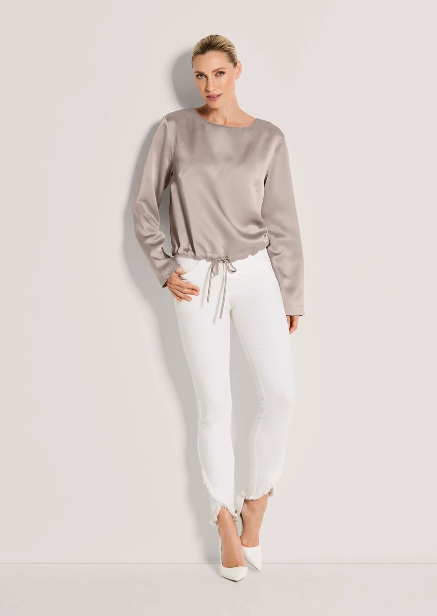 Satinbluse mit verstellbarem Tunnelzug