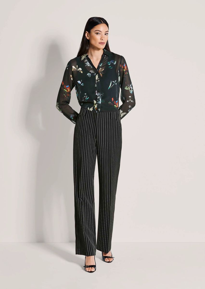 Elegante Nadelstreifenhose mit weitem Bein