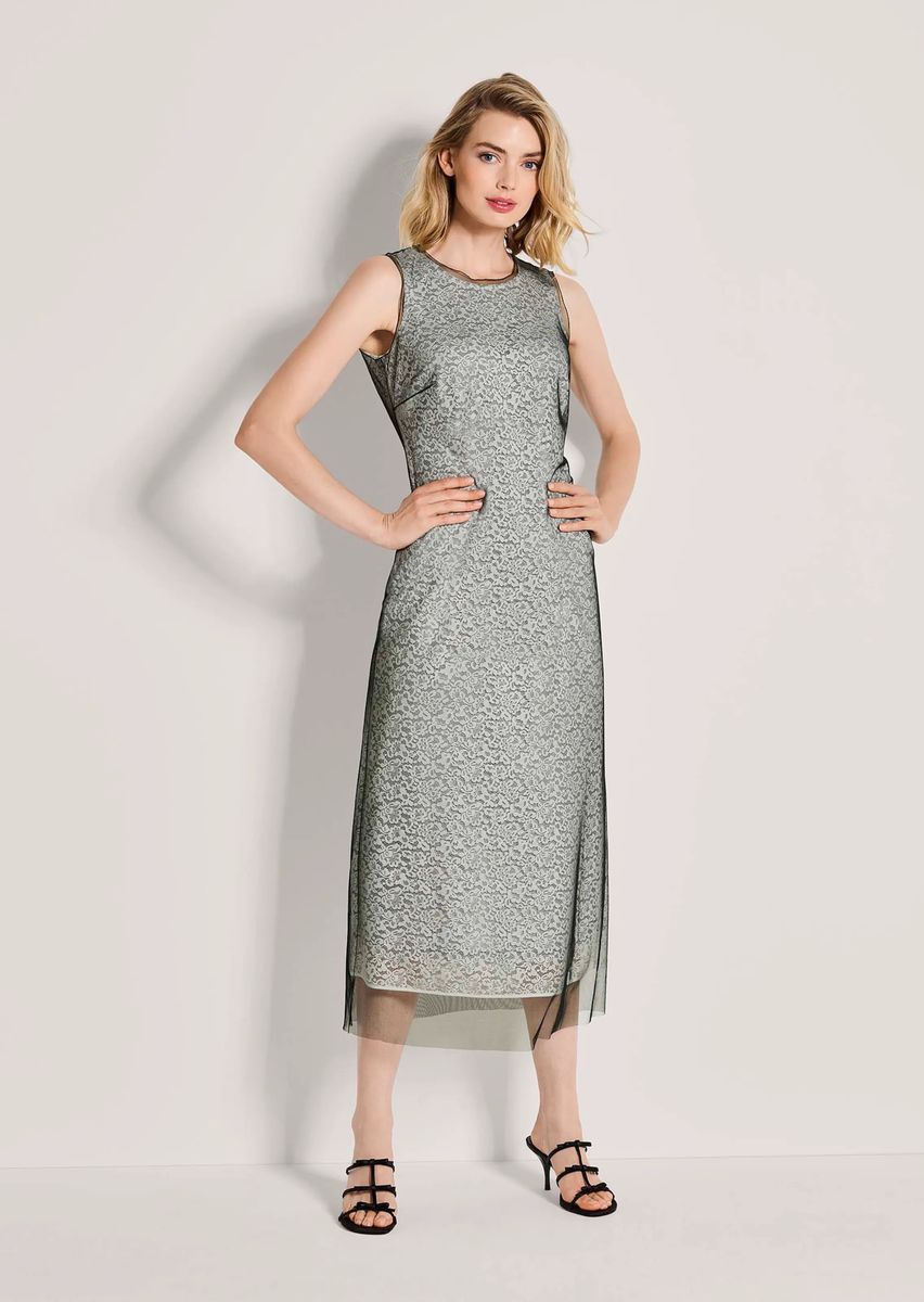 Spitzenkleid im Tüll-Lagenlook