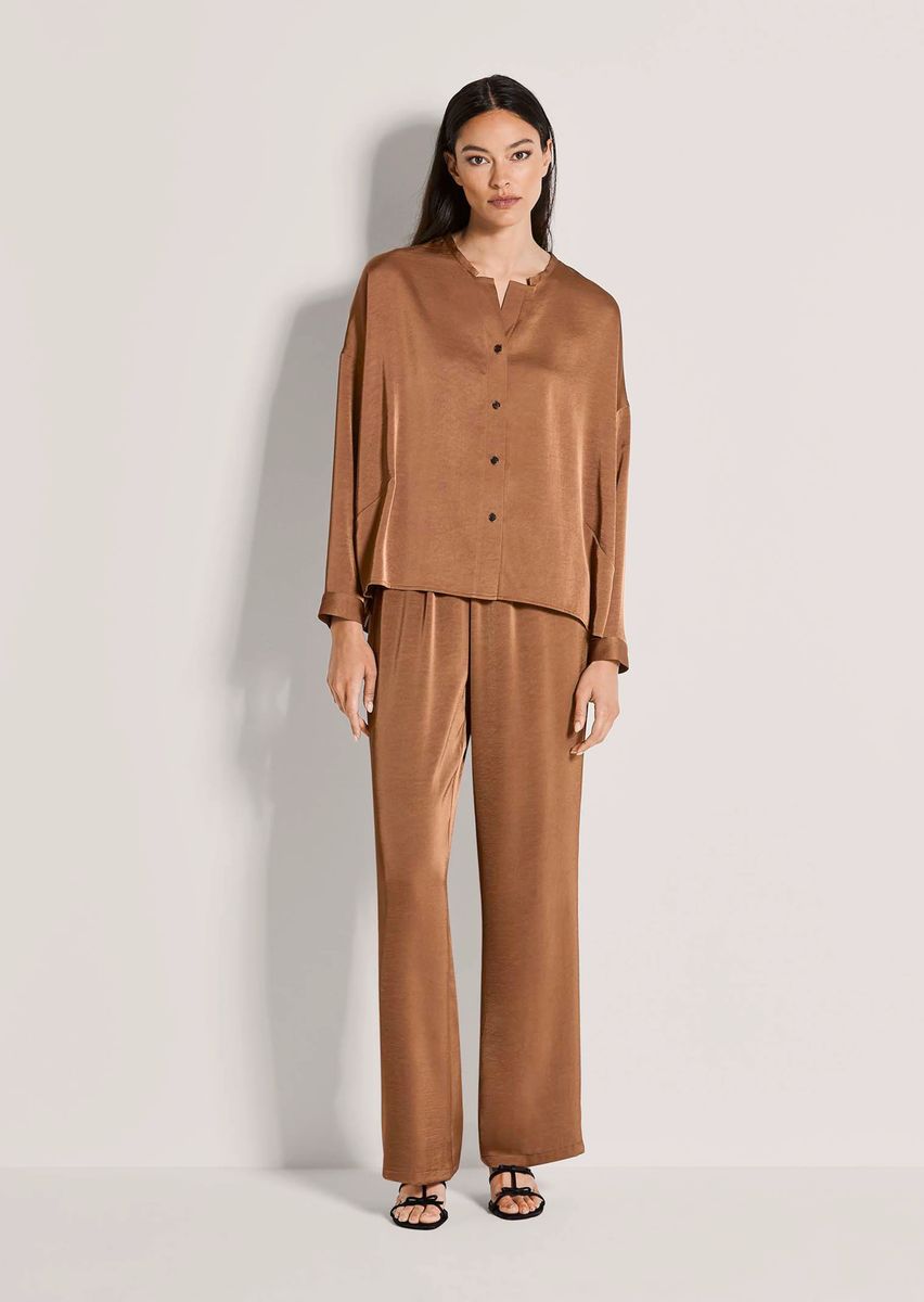 Oversize-Bluse in edler Satinoptik