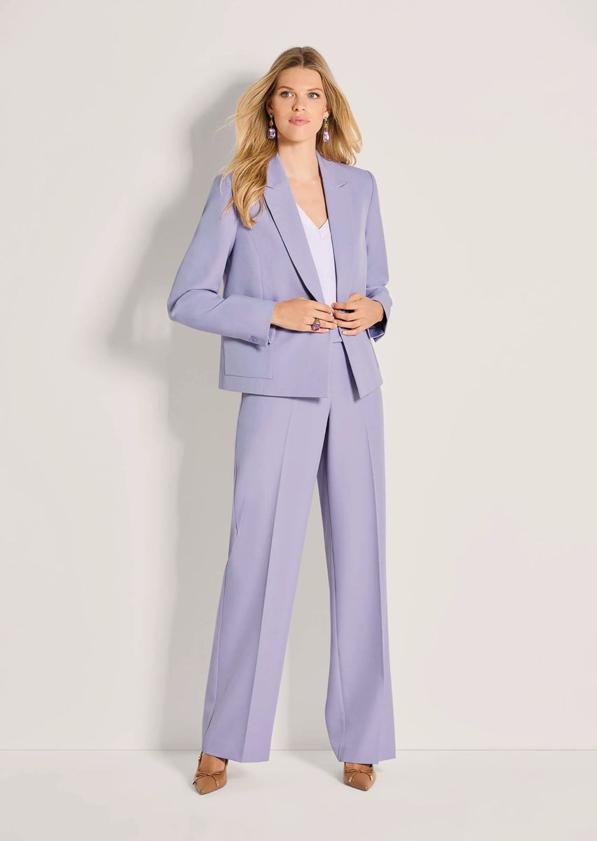 Kastiger Kurz-Blazer mit Revers