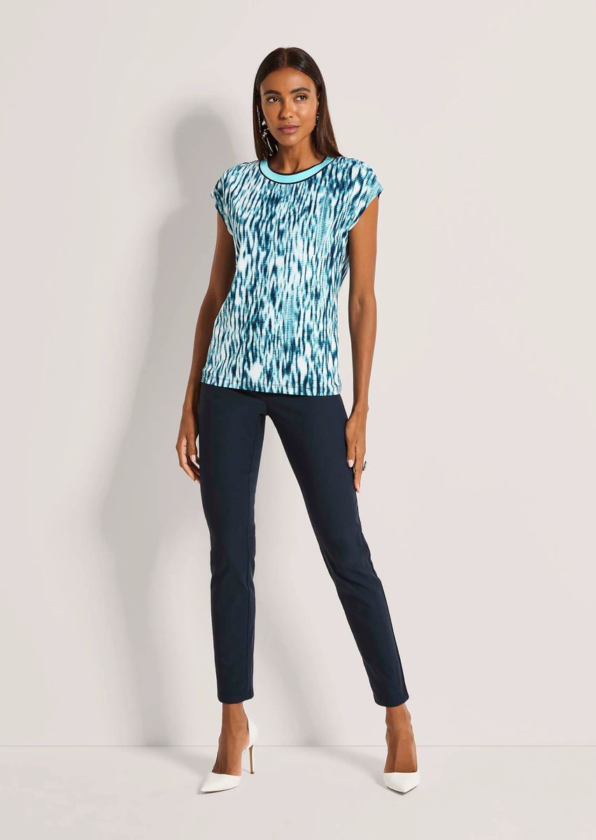 Modernes Batik-Top mit Rundhalsausschnitt