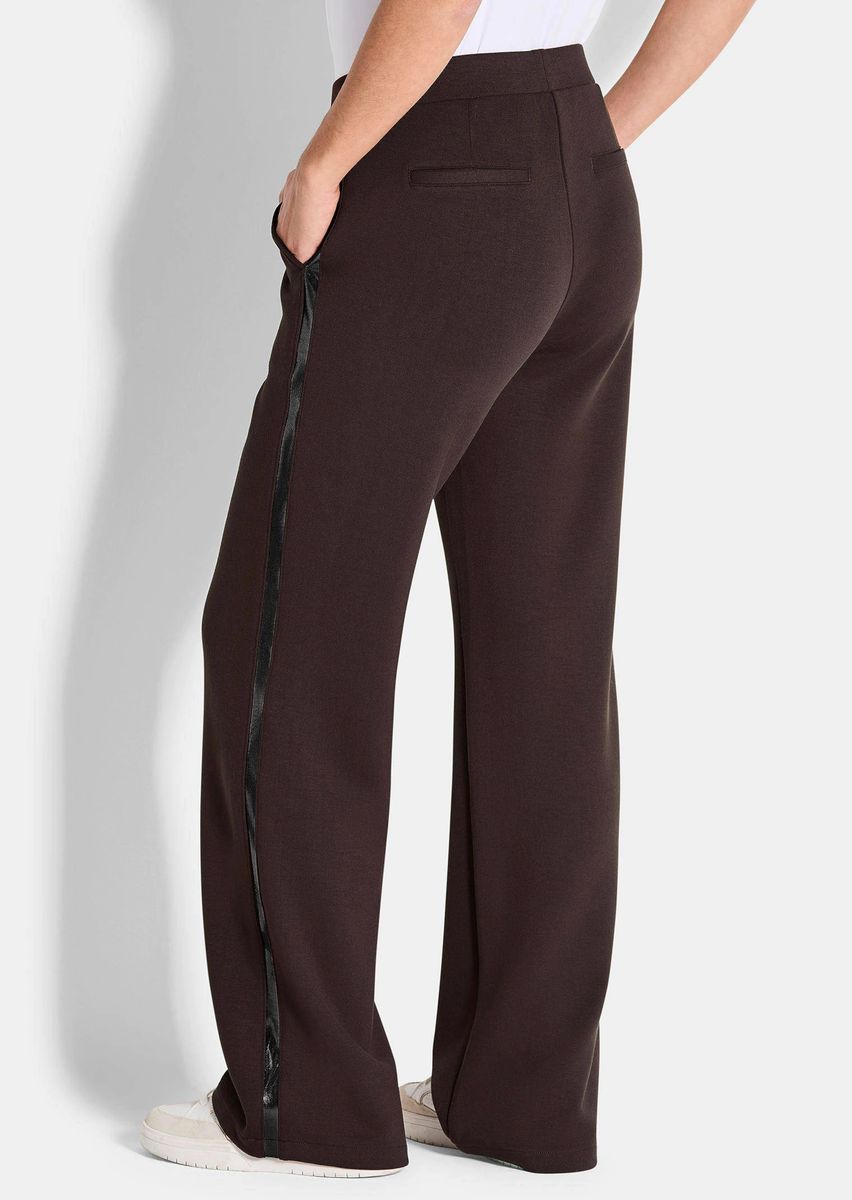 Weite Jersey-Hose mit Galonstreifen