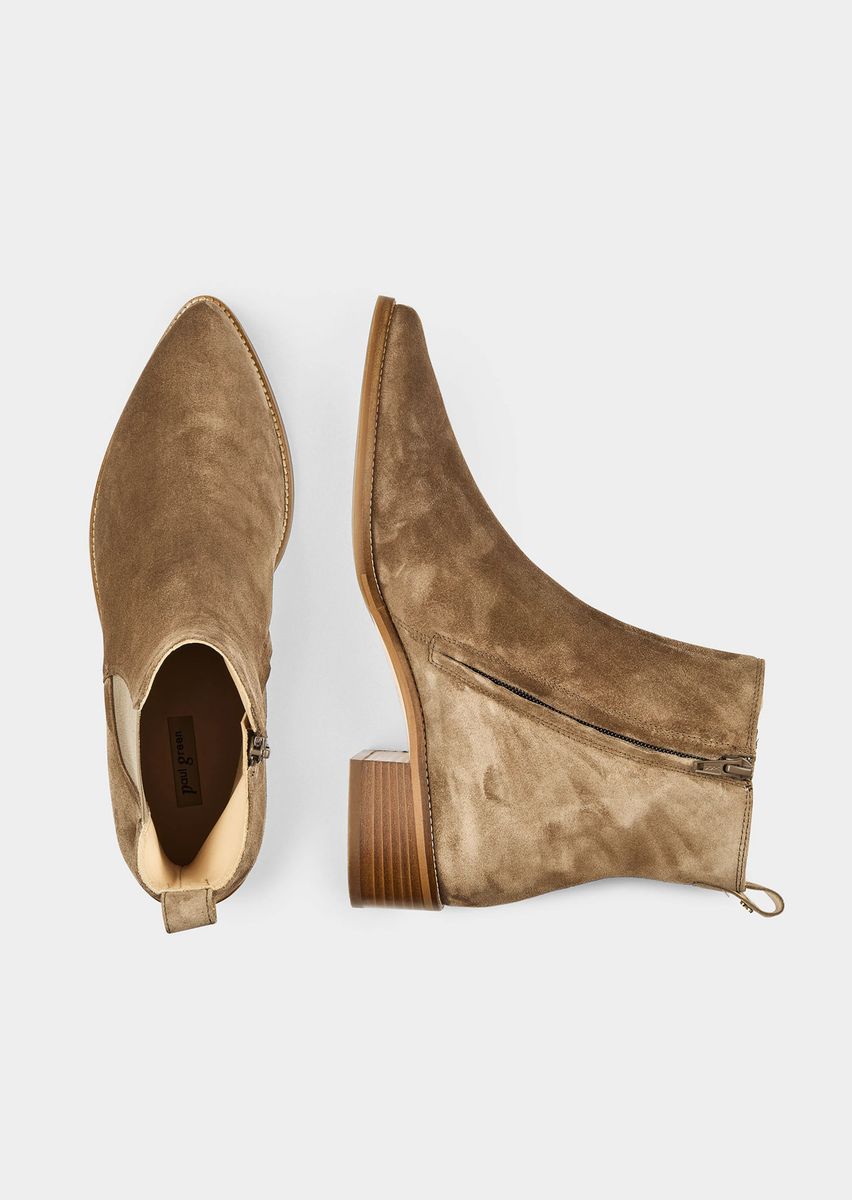 Spitze Veloursleder-Boots mit Blockabsatz