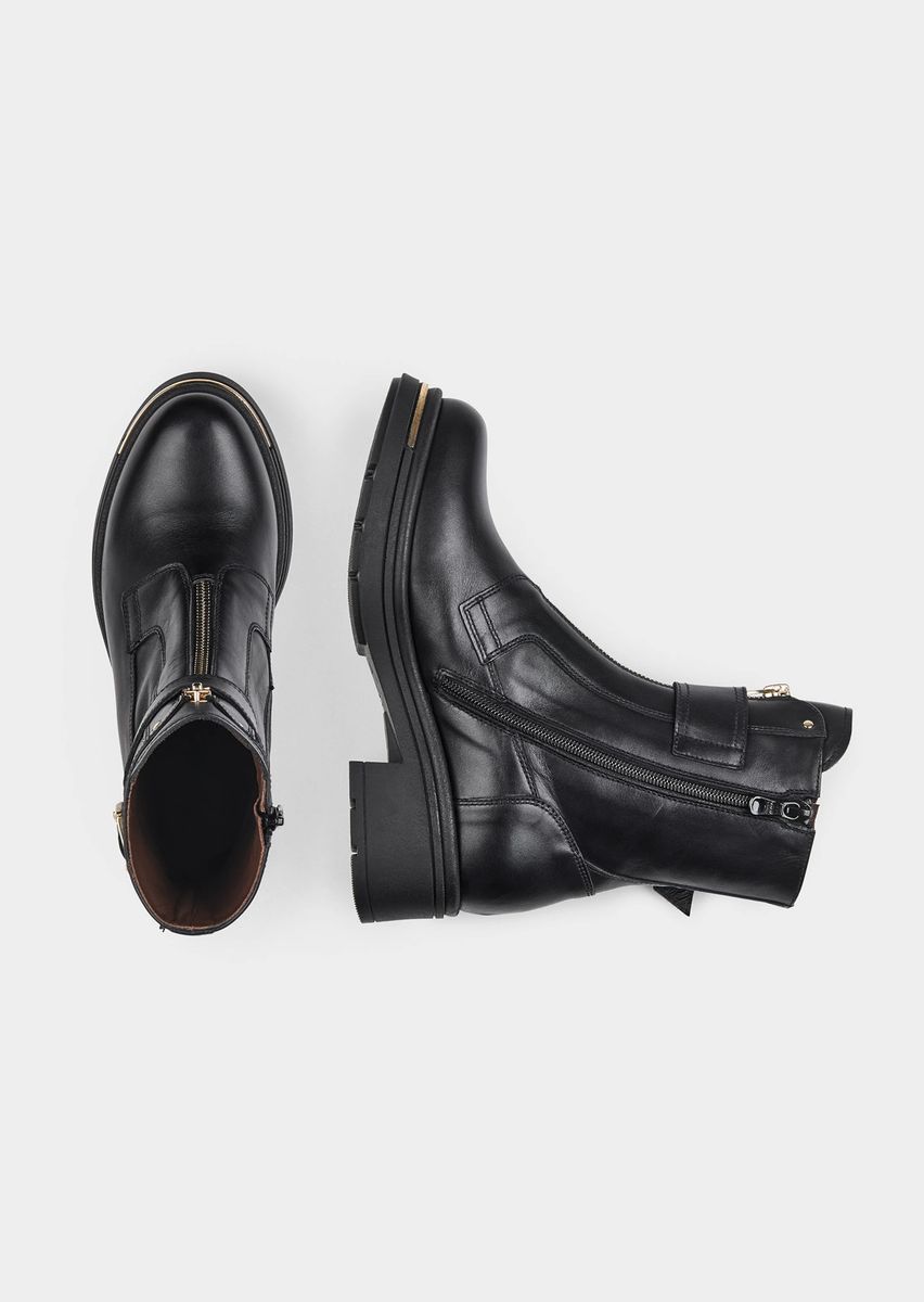 Leder-Stiefeletten mit Schnalle