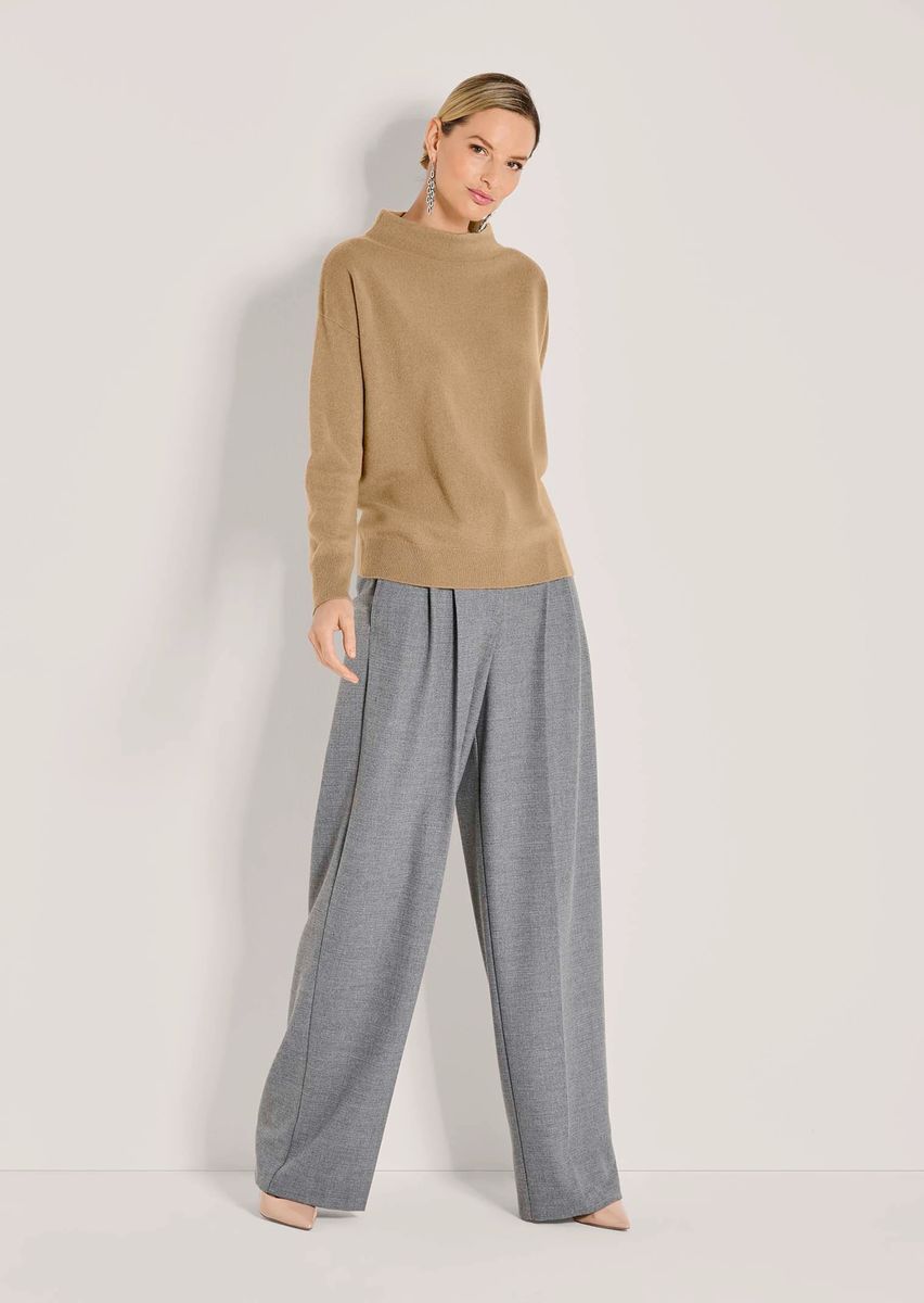 Weicher Kaschmir-Pullover mit Stehkragen