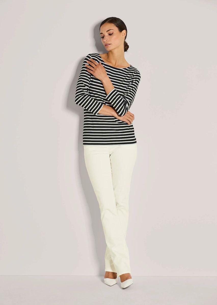 Ringelshirt mit U-Boot-Ausschnitt