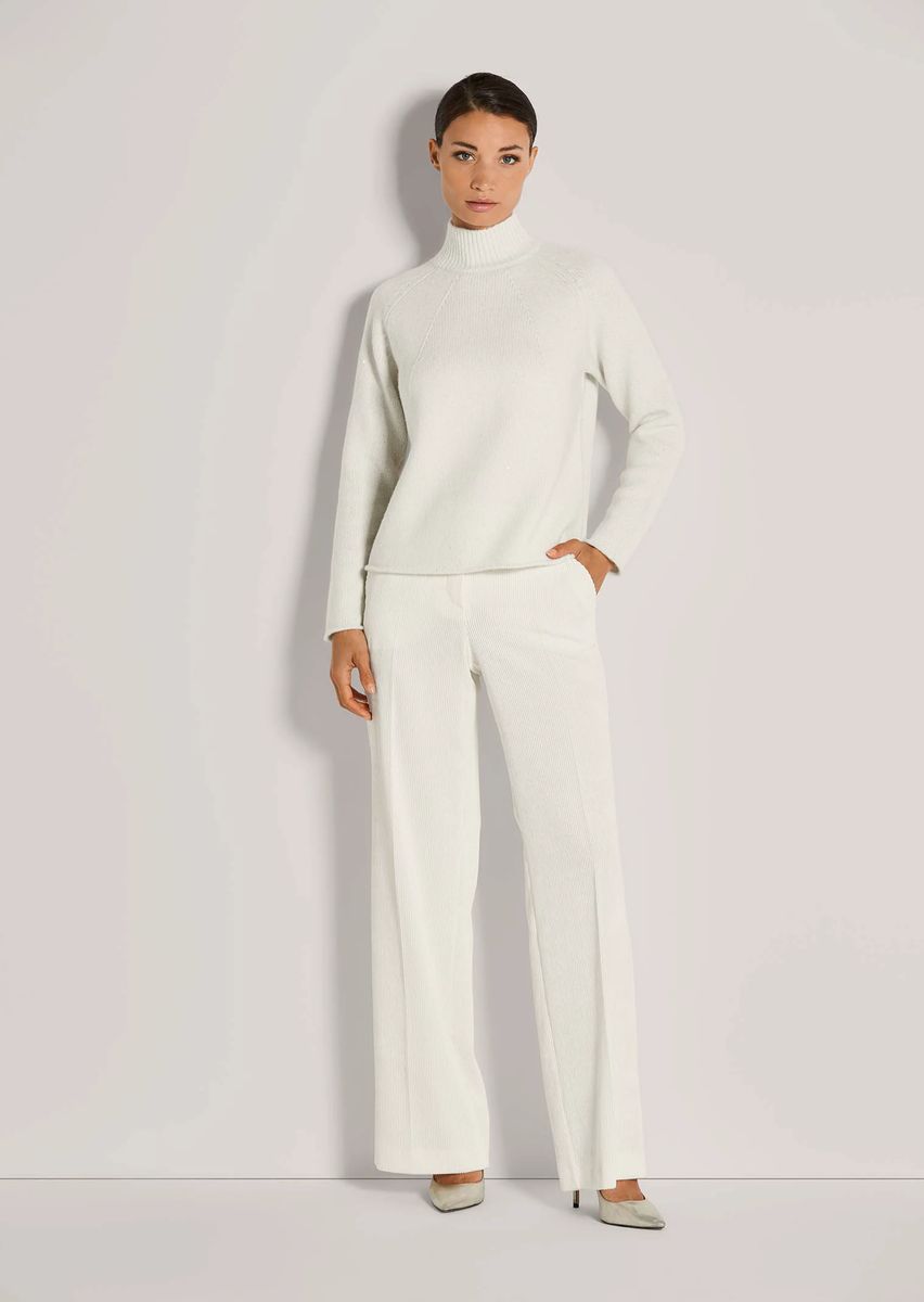 Eleganter Pullover mit Glanzeffekt