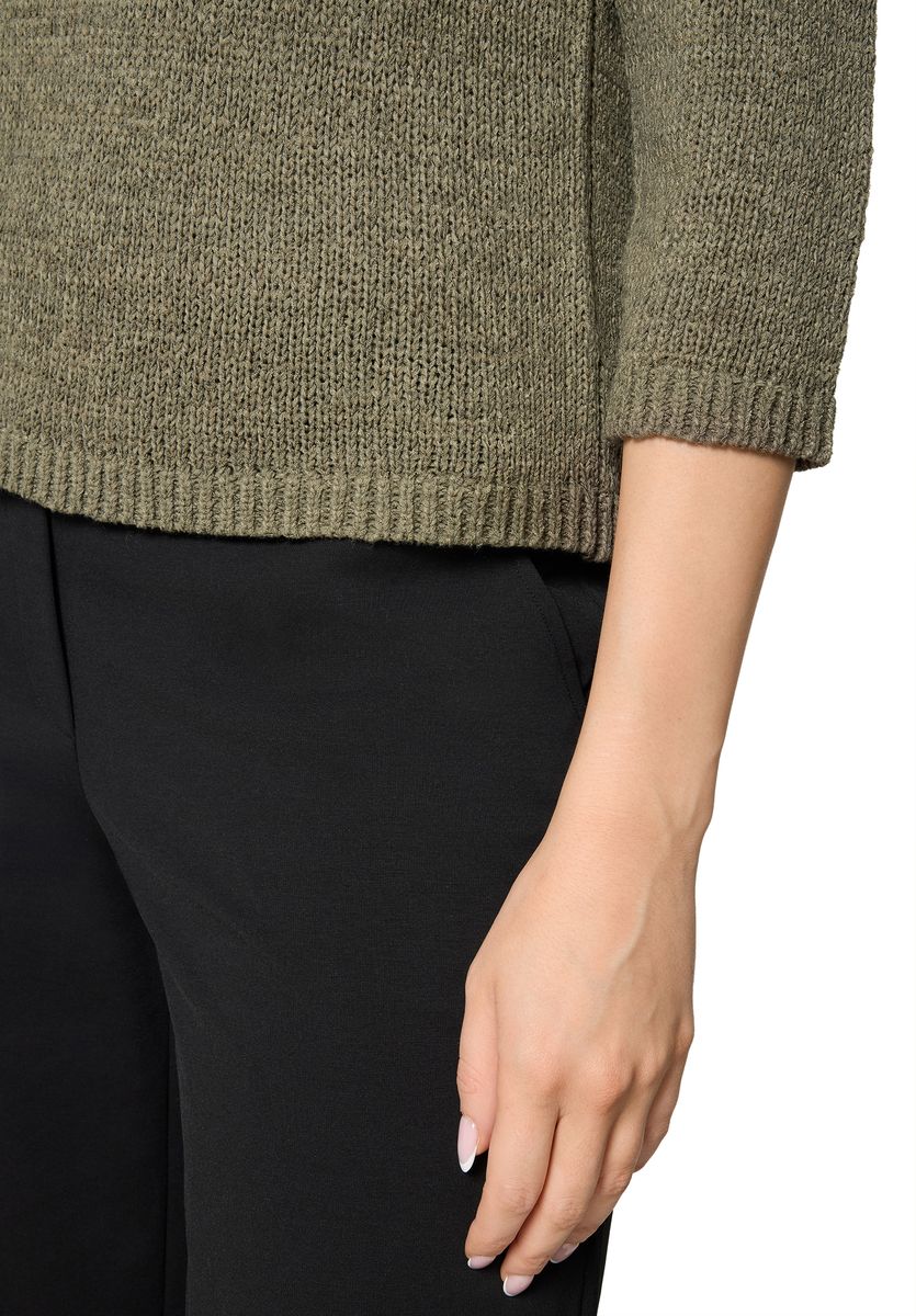Klassischer Strickpullover in Limettengrün