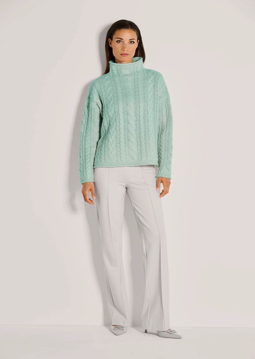 Oversize-Zopfpullover mit Stehkragen