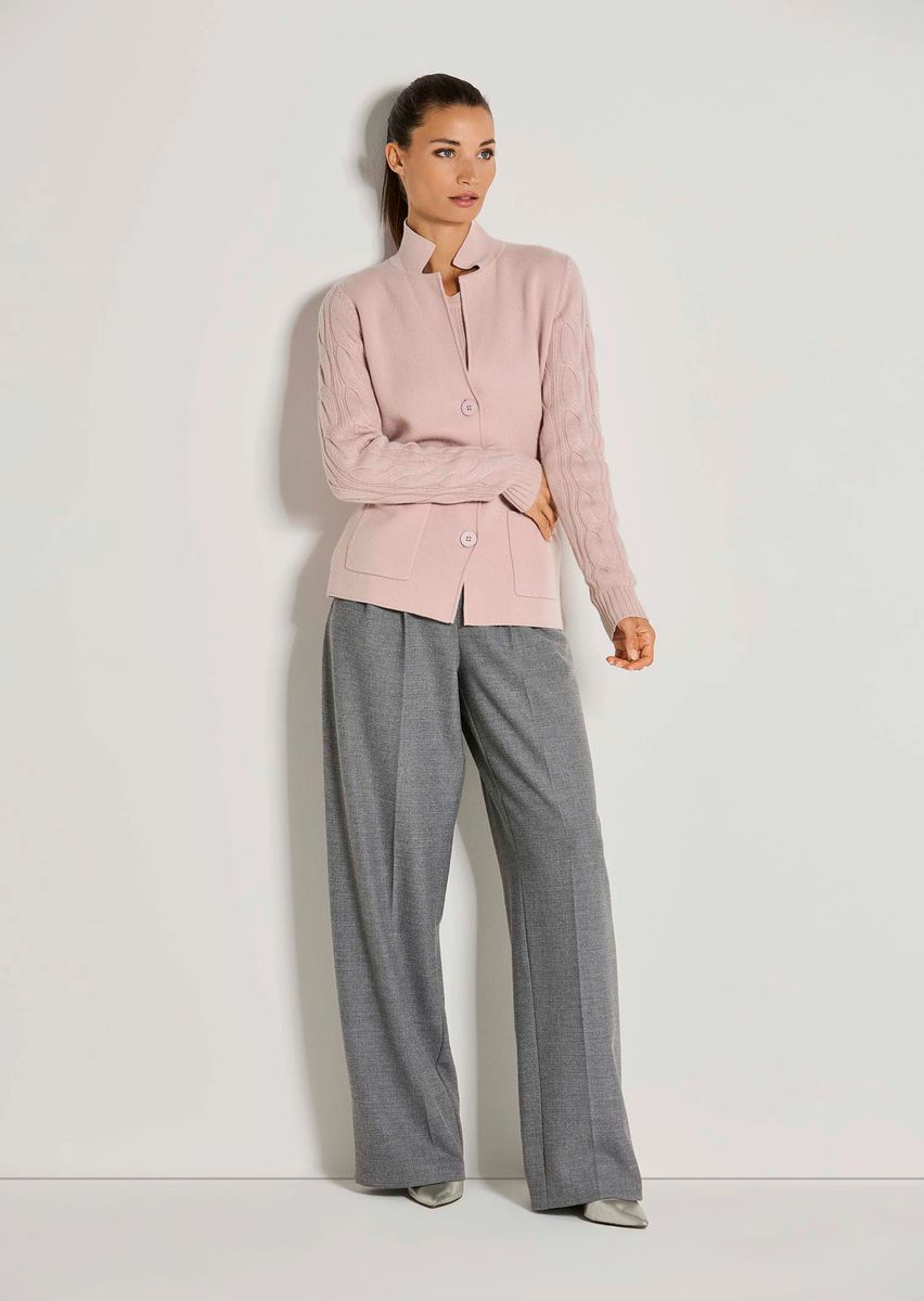 Strickblazer mit Zopfmuster-Ärmeln