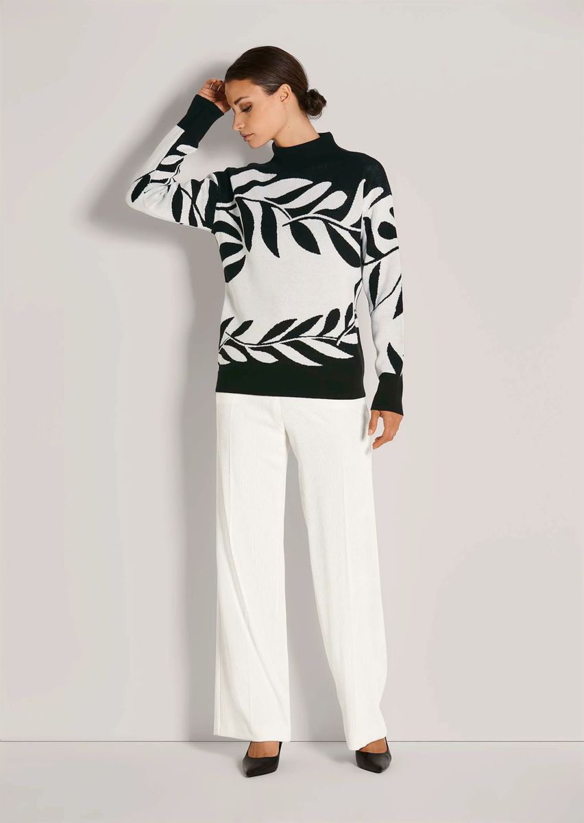 Jacquard-Pullover mit plakativem Blumenmuster