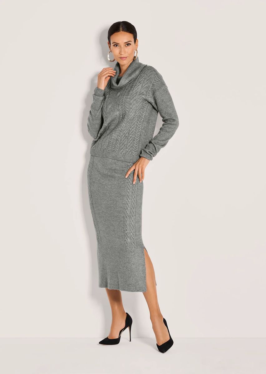 Zopfstrickpullover mit Wasserfallausschnitt