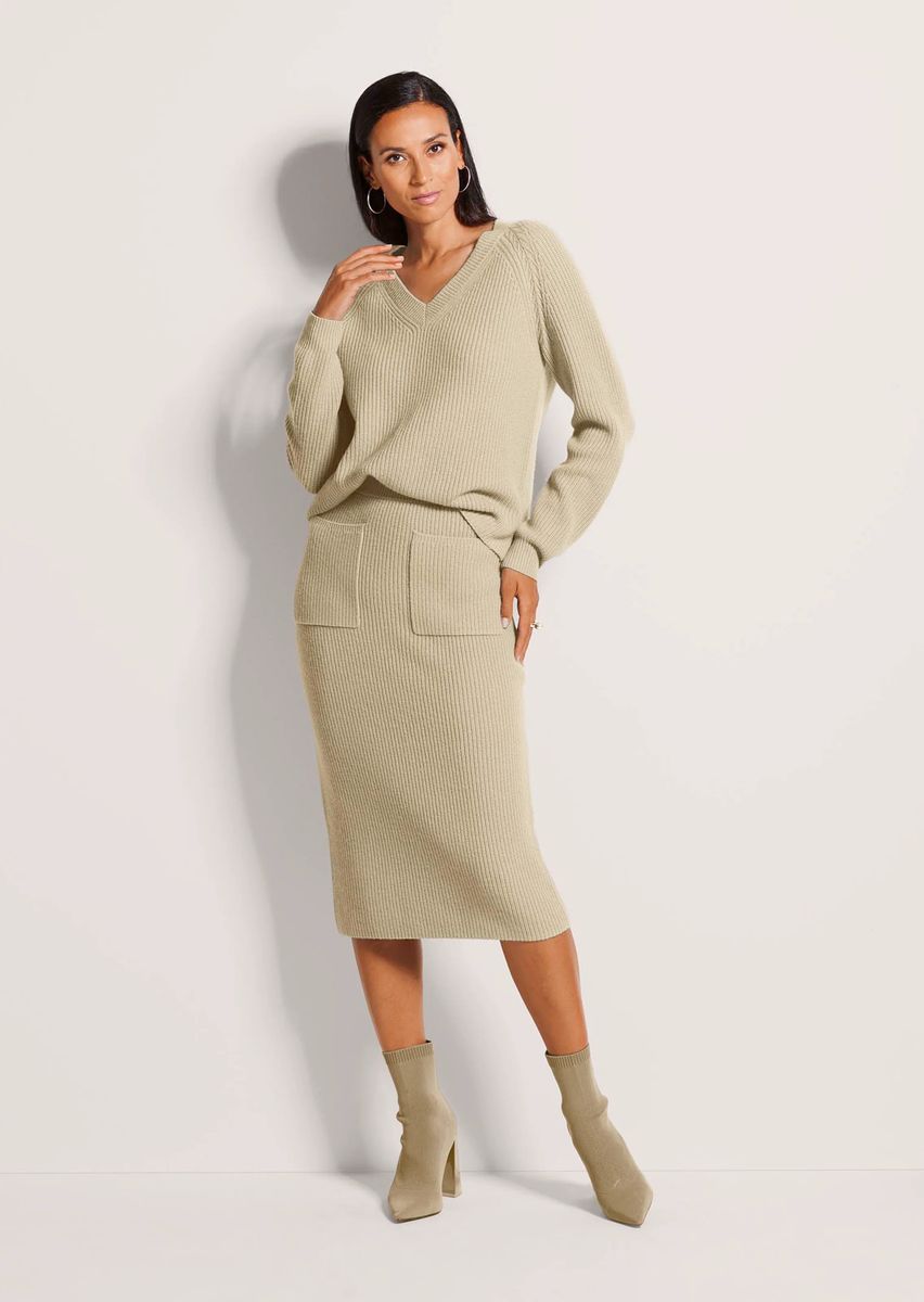 Gerippter Woll-Kaschmir-Pullover mit V-Ausschnitt